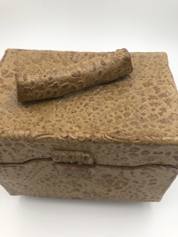 Taupe box